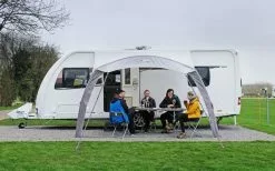 Vango AirBeam Sky Canopy Aufblasbares Sonnenvordach 2,5 M 9 Vango AirBeam Sky Canopy Aufblasbares Sonnenvordach 2,5 M -Campingzelte Verkaufsgeschäft 276896 2248912